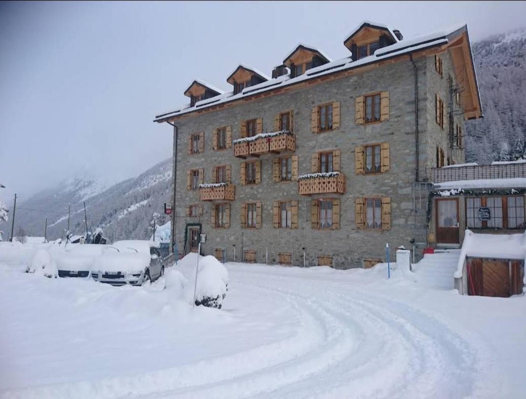Le Panorama - Appartement à Arolla face aux montagnes à 150m des pistes Evolène Extérieur photo